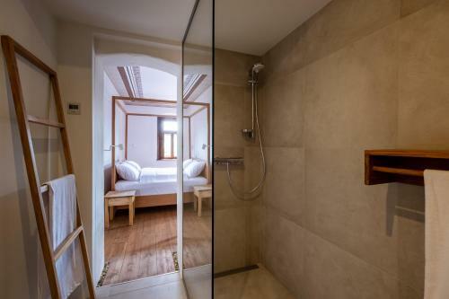 Hotel Almalomb Apartman