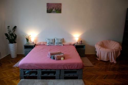 Vir�g Var�zs Vend�gh�z