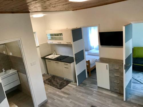 Sziny� Apartman Smaragd