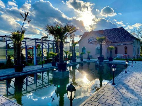 Hotel Chateau Vincze
