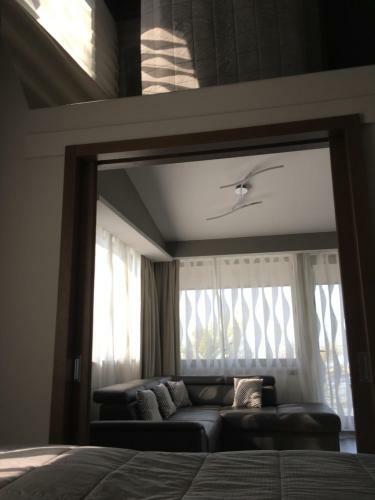 Hostal Calypso Lakeside Rooms & Lux Apartments