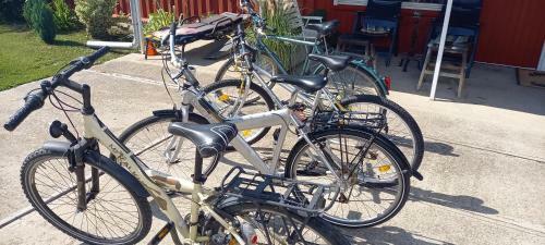 Hostal Idill Apartmanh�z B&B