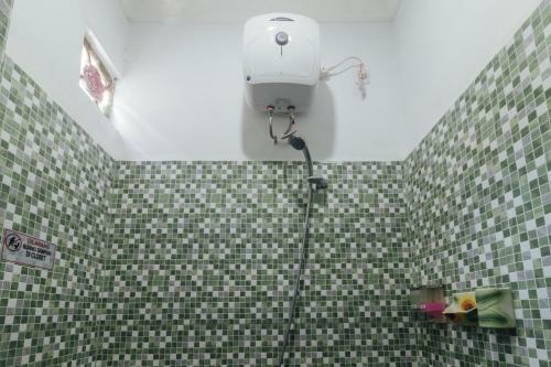 Hotel Oyo 2010 Satria Guest House