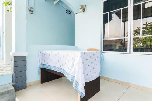 Hotel Oyo Life 2911 Merpati Kost