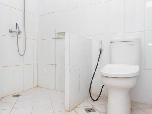 Hostal Reddoorz Near Simpang Dago 2