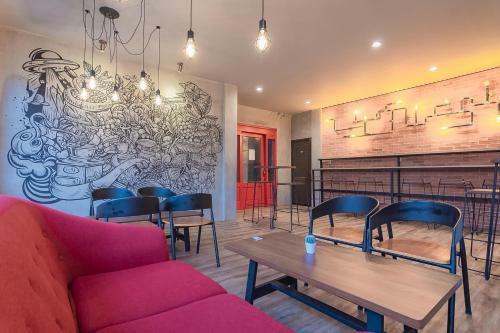 Hostal Reddoorz @ Kiaracondong