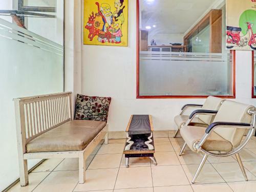 Hotel Oyo 90218 Ubaran Guest House