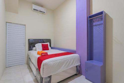 Hotel Reddoorz Near Trans Studio Bandung 3