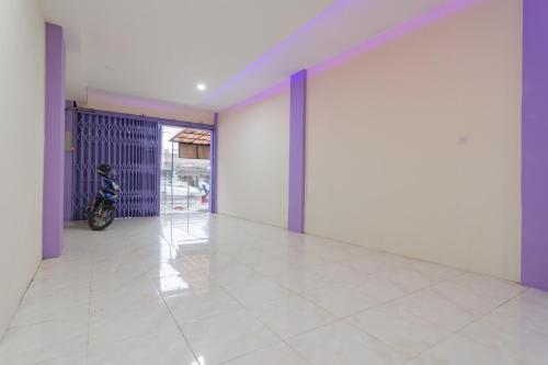 Hotel Reddoorz Near Trans Studio Bandung 3