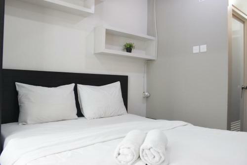 Functional Studio Room The Jarrdin Cihampelas Apartment By Travelio