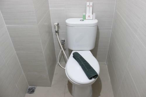 Compact Studio Room At Gateway Pasteur Apartment Near Exit Toll By Travelio