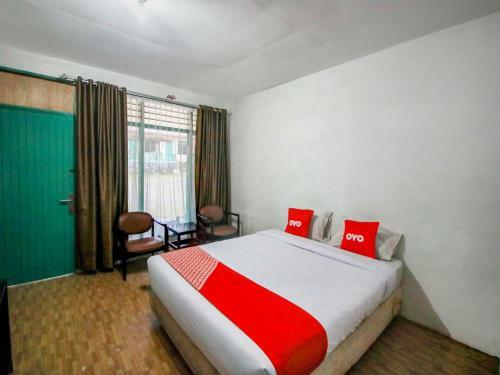Oyo 2322 Dien Karona Hotel