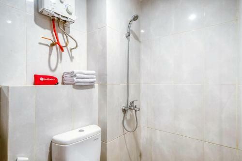 Hostal Kita Pro Grand Kamala Lagoon