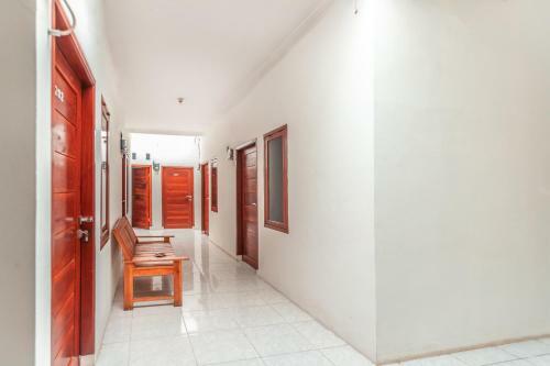 Hotel Oyo Life 2925 Midys