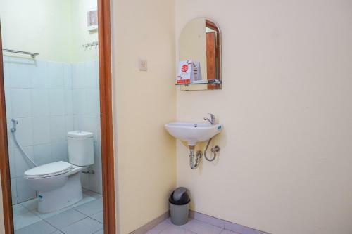 Hotel Oyo 2401 Ardini Residence Syariah