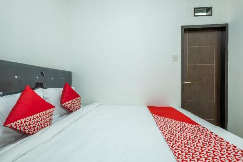 Hotel Oyo 1460 Anyelir Residence