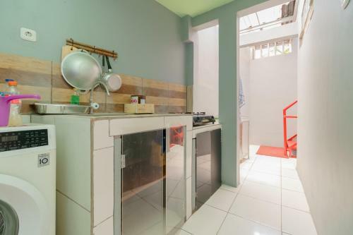 Hotel Koolkost @ Limo Depok (Minimum Stay 6 Days)