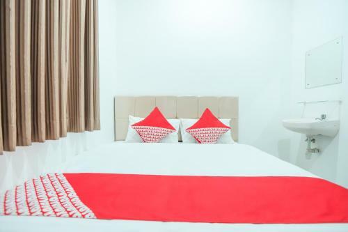 Hotel Oyo 150 Harmoni Residence