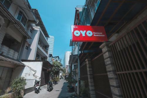 Hotel Oyo 150 Harmoni Residence