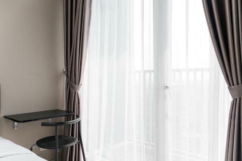Best View Studio Apartment @ Ciputra International By Travelio