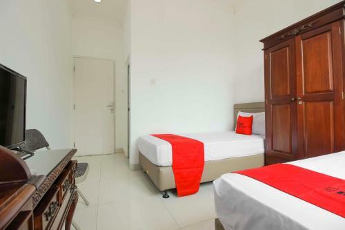 Hostal Reddoorz @ Permata Sari Karawaci