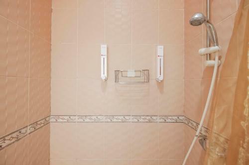 Hostal Reddoorz @ Permata Sari Karawaci