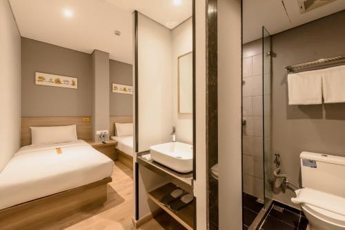 Hotel Yellow Bee Tanah Abang