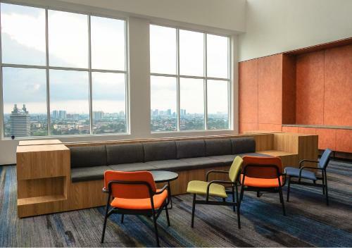 Hotel Aloft South Jakarta
