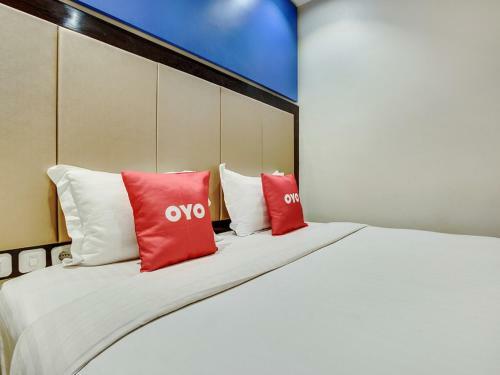 Oyo 3735 Liv Hotel