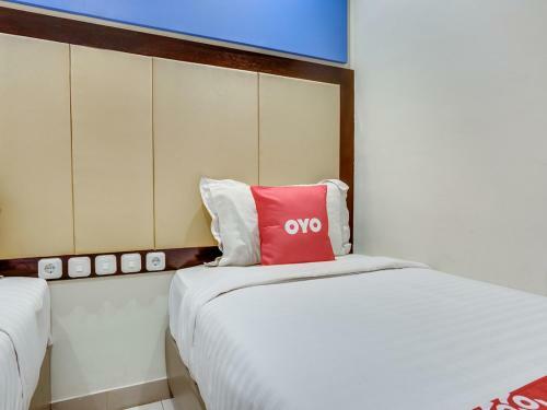 Oyo 3735 Liv Hotel