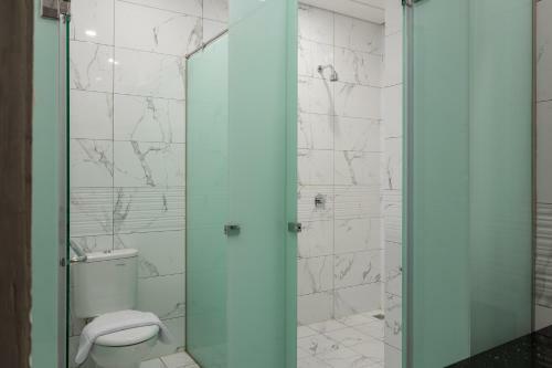 Hotel Reddoorz Plus Near Senayan City