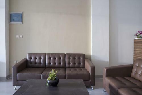 Hostal Reddoorz @ Bandengan Jakarta