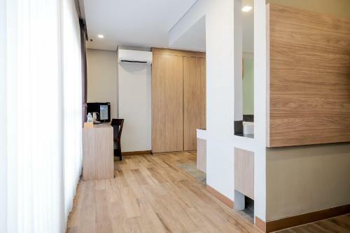 Sans Hotel Puri Indah Jakarta