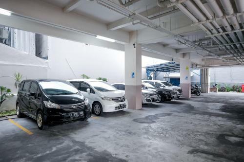 Sans Hotel Puri Indah Jakarta
