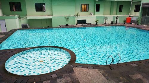 Comfy City View 1br Apartment Menteng Square By Travelio