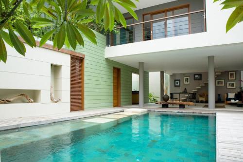 Luxury 2 Bedroom Villa With Private Pool, Bali Villa 1148