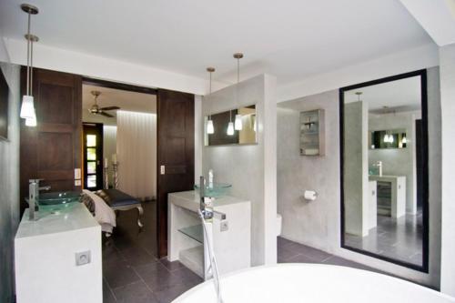 Luxury 2 Bedroom Villa With Private Pool, Bali Villa 1142