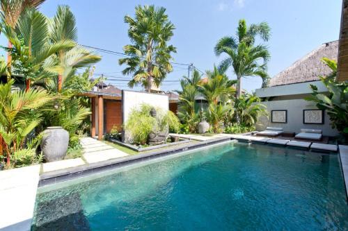 Luxury 2 Bedroom Villa With Private Pool, Bali Villa 1142