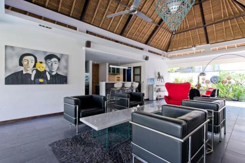 Luxury 2 Bedroom Villa With Private Pool, Bali Villa 1142