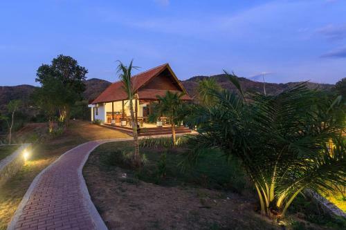 Hostal Tanjung Lima Villas Labuan Bajo