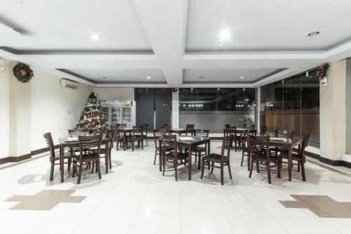 Hostal Reddoorz Near Bahu Mall Manado