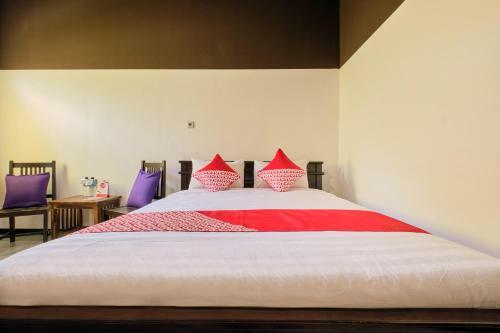 Hotel Oyo 2519 Mayang Garini