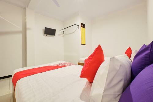 Hotel Oyo 2519 Mayang Garini