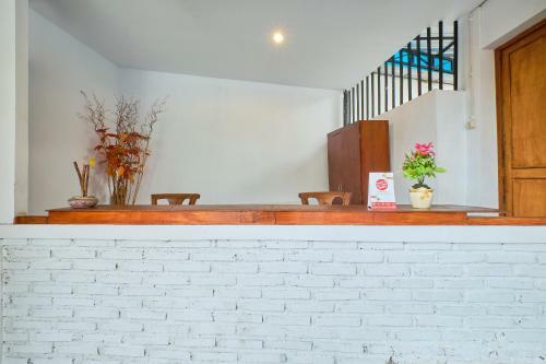 Hotel Oyo 2519 Mayang Garini