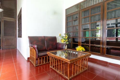 Hotel Oyo Life 2843 Raz House Syariah
