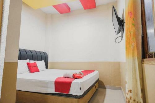 Hostal Reddoorz @ Jalan Stm Medan