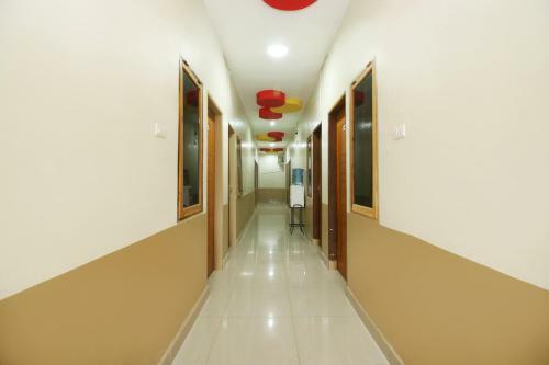 Hostal Reddoorz @ Jalan Stm Medan