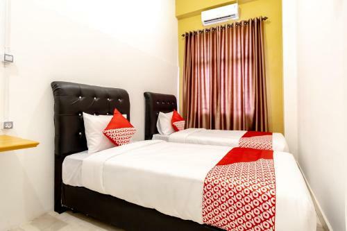 Hotel Oyo 1400 Barat Residence Syariah