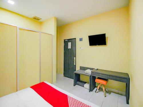 Hotel Oyo 90259 Apollo Inn