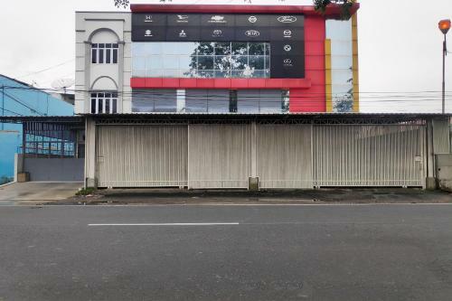 Hotel Oyo 90015 Platinum Guest House